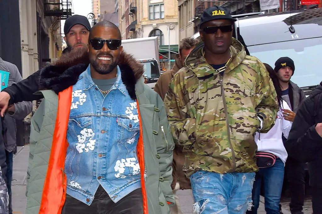 Kanye West diz que parou de comprar bolsas Louis Vuitton após a morte de Virgil Abloh